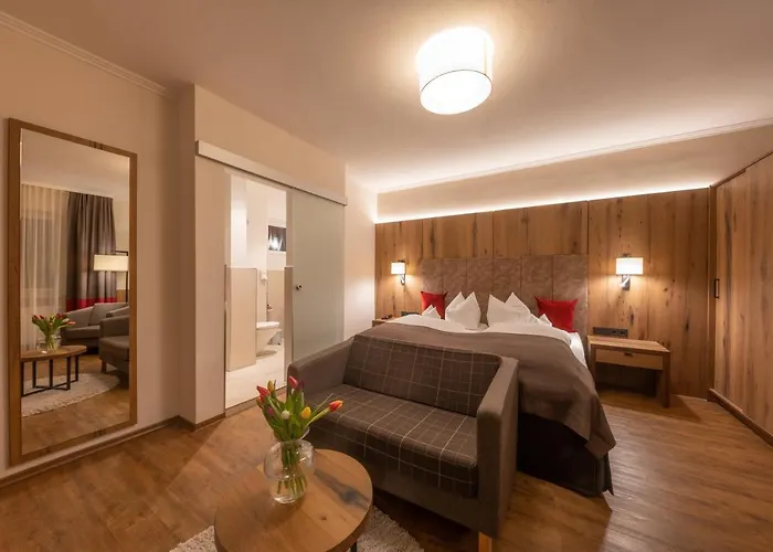 فندق Bavaria تزفيسل